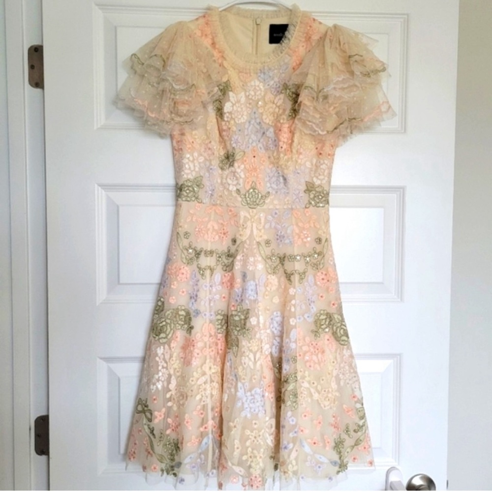 NWOT Needle & Thread Elin Blossom Mini Dress